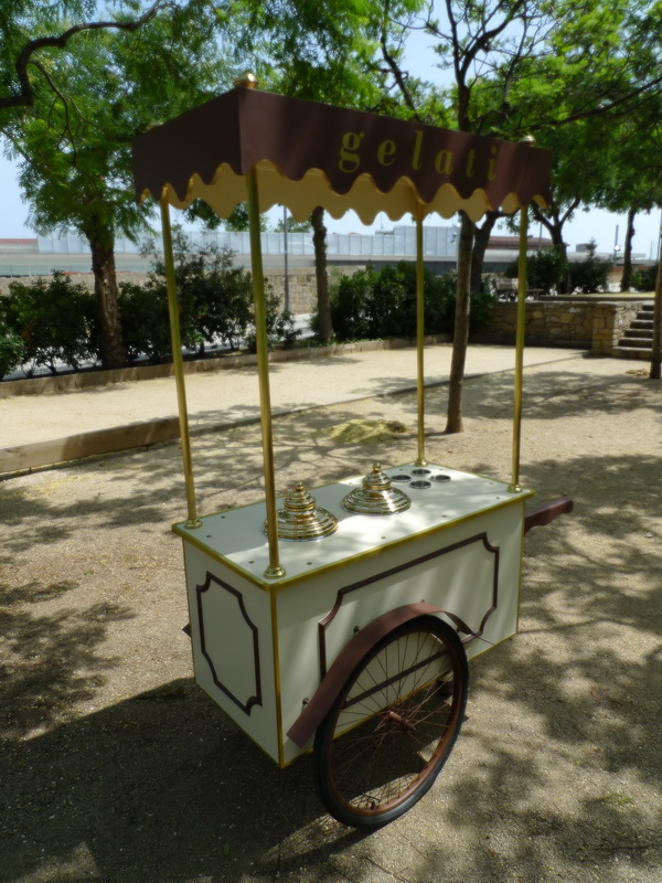 carro venta ambulante helados 203x150x70 (160eu.) 1u